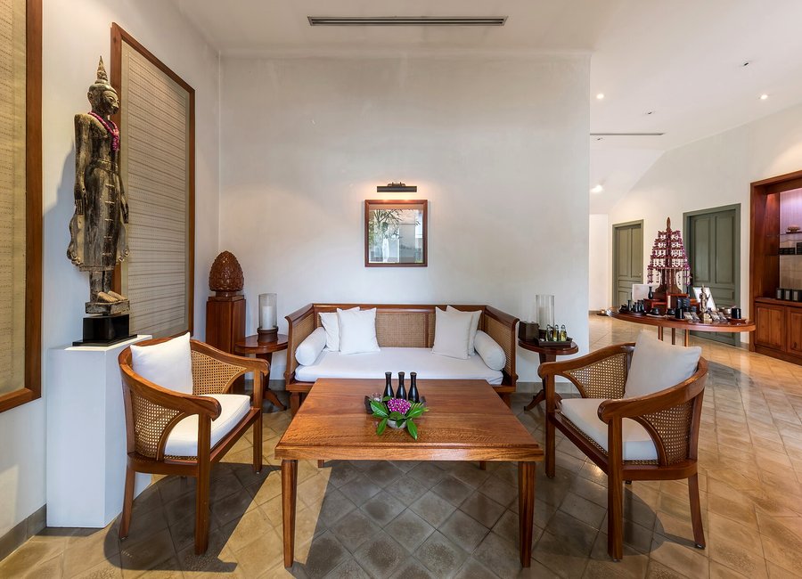 Đào tạo lễ tân spa xử lý khách đến trễ và đổi lịch