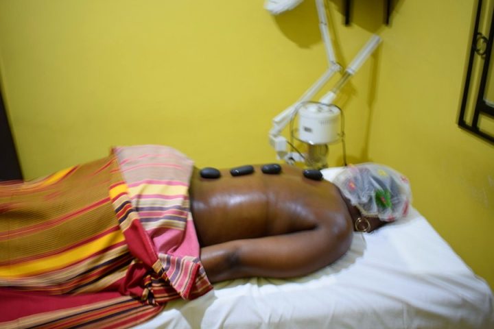 Cách tính giá dịch vụ chăm sóc da không làm mỏng biên lợi nhuận